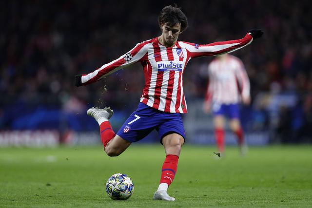 里夫斯近4战场均30+,东契奇掌遭无视仍服了:很惊讶他落选.